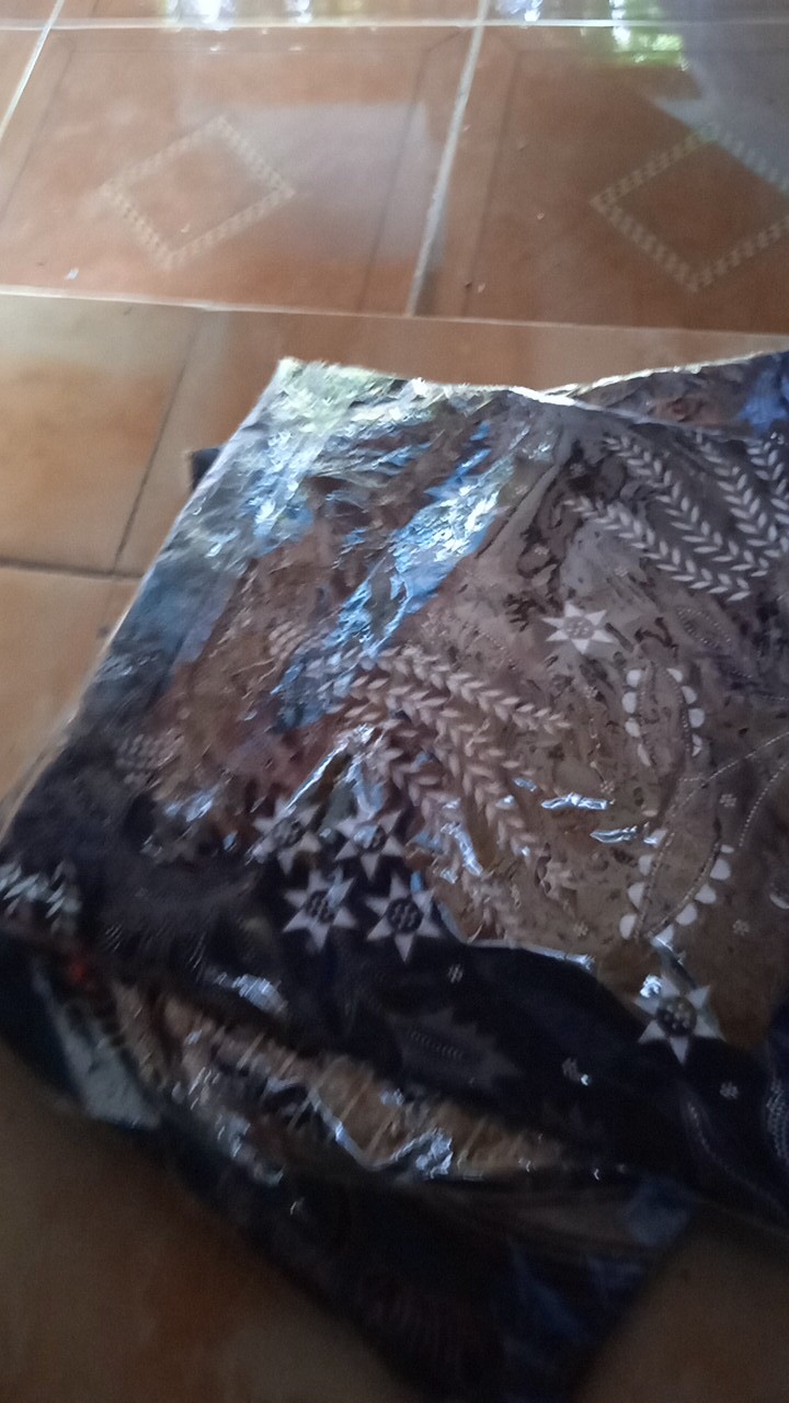 Aghistna Batik - Batik Pria Lengan Pendek / Hem Batik Pria Viral