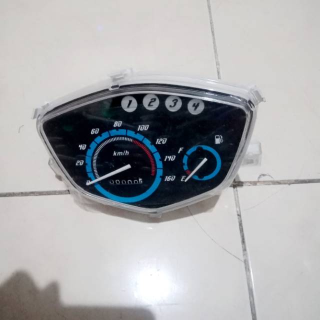 SPEEDOMETER VEGA R NEW