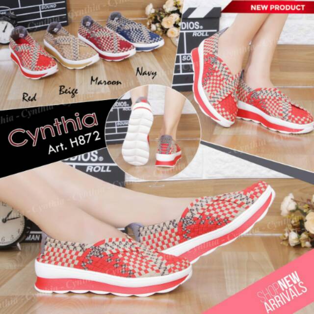 Sepatu cynthia wedges