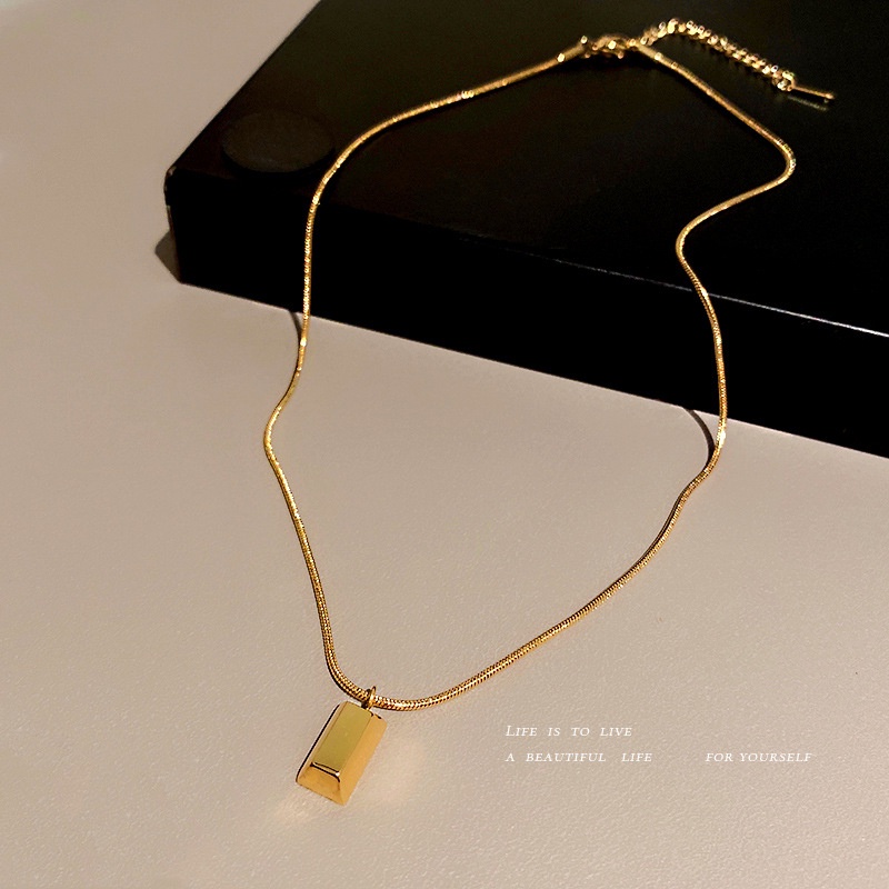 Kalung Titanium Wanita Minimalis Korea Nugget Emas 18k Anti Karat Aksesoris Perhiasan