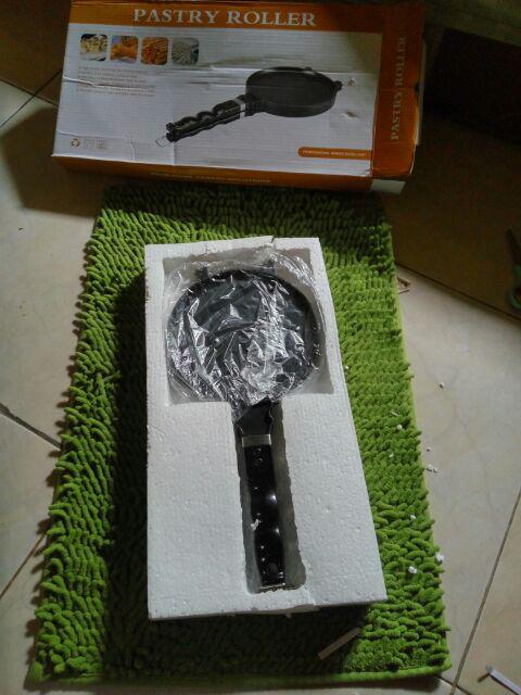 Cetakan Kue Semprong / Egg Roll Maker