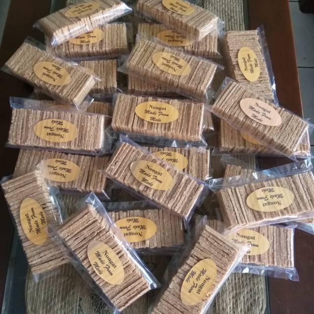 

Nougat kacang mede