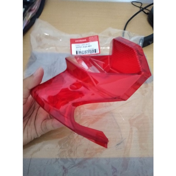 LENSA LAMPU BELAKANG BEAT FI MIKA LAMPU BELAKANG MIKA STOP BEAT FI 33701K25901