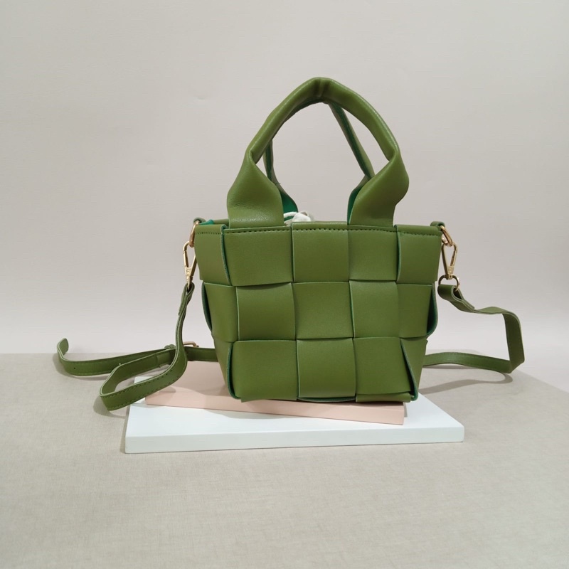 NAOMI - 7 COLOUR Lissy Bag Tas long strap - Tas Selempang - Tas Import Wanita Fashion Korea - handbag Model Ketupat Cantik Unik Kekinian Terbaru - tas ketupat - Latest Daily Selempang - Sling bag Tenteng rajut handbag Wanita - raia bag - dikau - tas unik