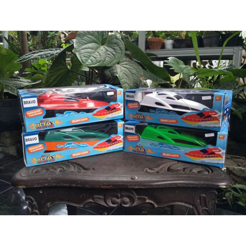 Mainan Anak RC Kapal Speedboat Stylish Yacht SNI
