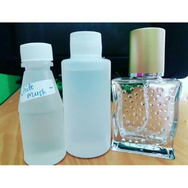 PAKET PARFUM (VALENTINO ROSSI) LENGKAP / BIBIT PARFUM 50ML / CAMPURAN 50 ML / BOTOL 50 ML