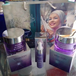 paket wardah renew anti aging