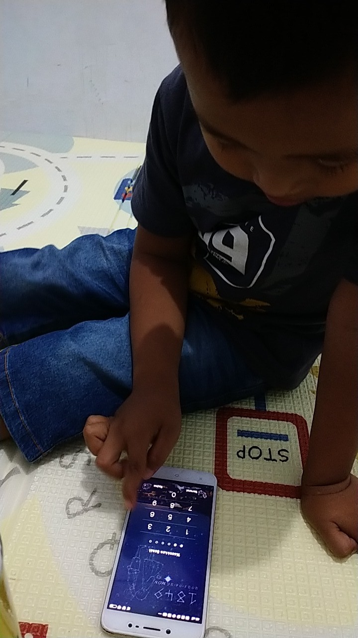 Kemeja Batik Anak Frederick