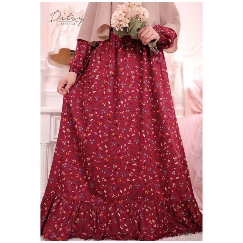 BOOKED Eira Deepred Nightgown size M by Ditsy