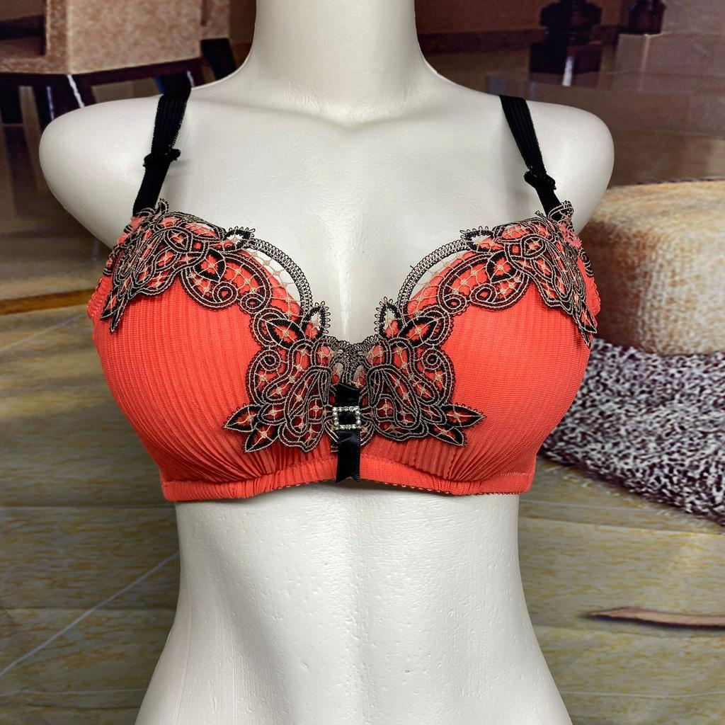 BRA / BH WANITA 8027 KAWAT SIZE 32-36 KAIT 3 TERDAPAT 3 WARNA PAKAIAN DALAM WANITA IMPORT