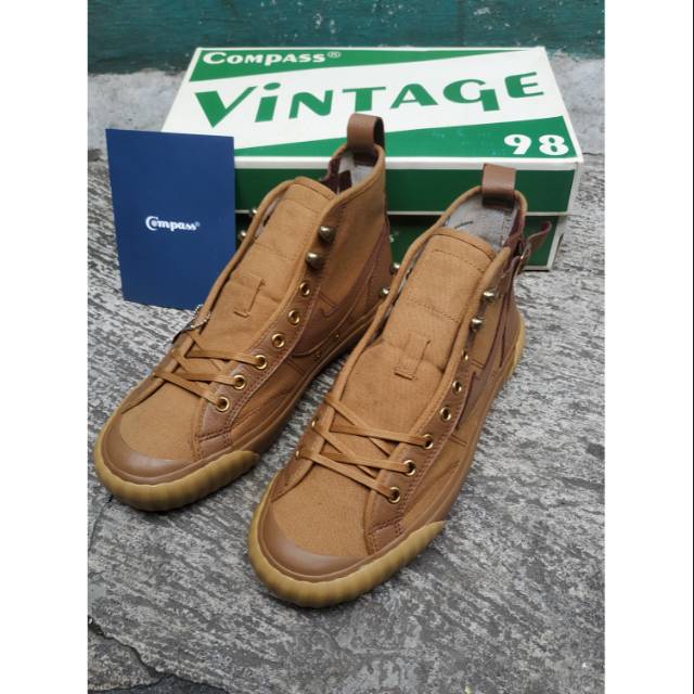 Sepatu Compass x Oldblue x Darahkubiru [BNIB Sz 41]