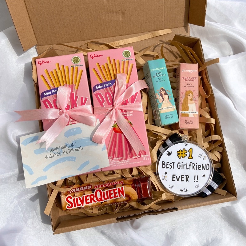 [GB GIRLFR] GIFTBOX COKLAT POCKY/ KADO CEWEK / KADO PACAR / ANNIVERSARY / HAMPERS LEBARAN / WEDDING / VALENTINE / KADO NIKAH / HAMPERS LEBARAN