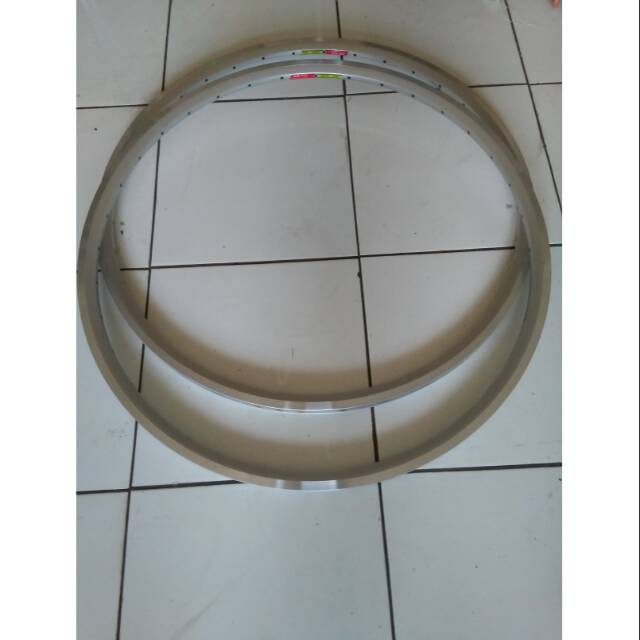 Rims Araya 713.700c silver