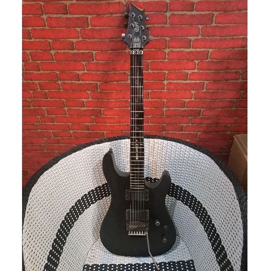 cort EvL k6 kondisi bagus