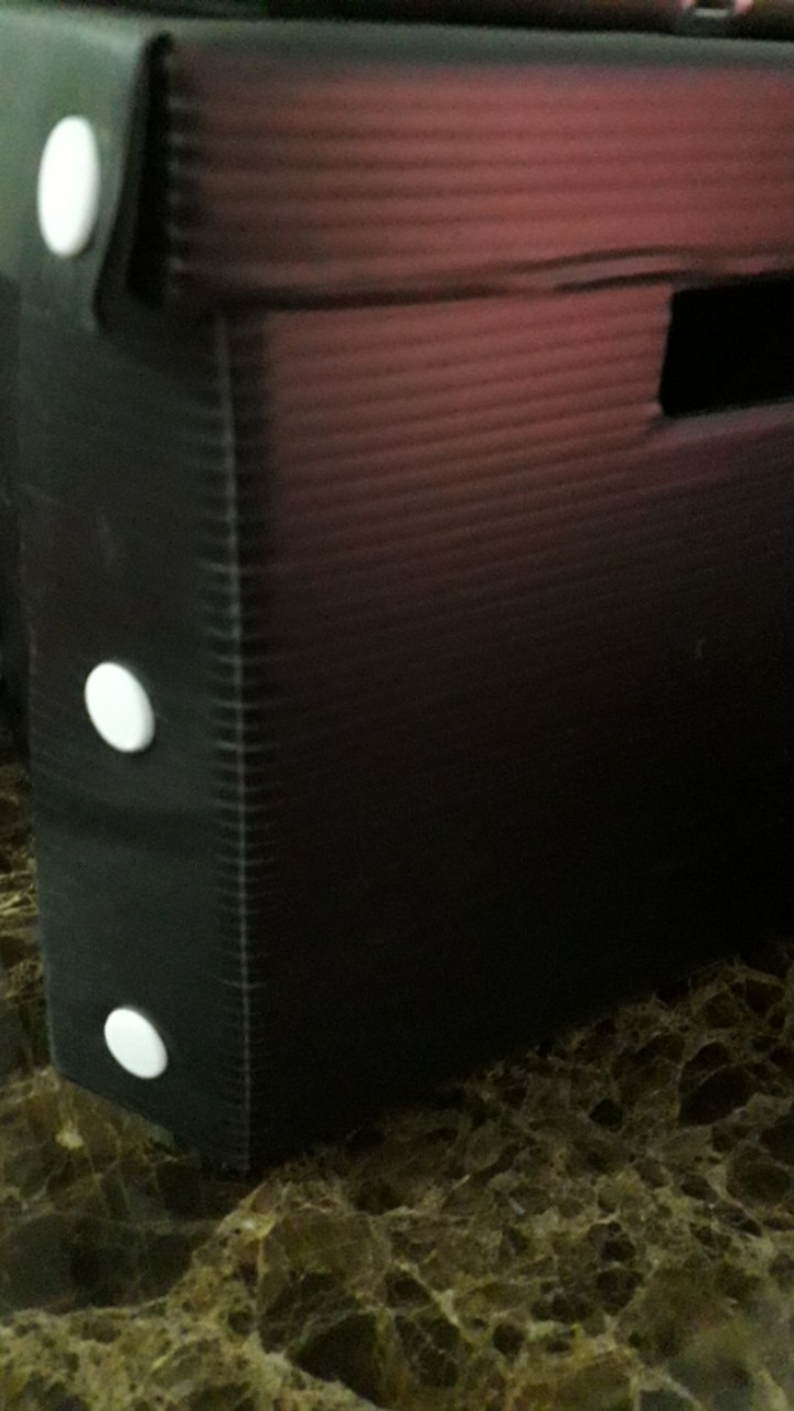 Alvaboard Kotak Penyimpanan Serbaguna Persegi Dengan Kancing, Ukuran Small (20 X 20 X 20 Cm)