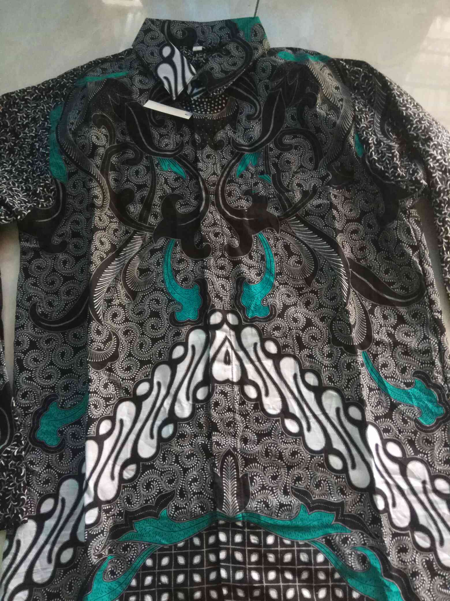 Kemeja Batik Slimfyt Khas Butik Pria Lengan Panjang