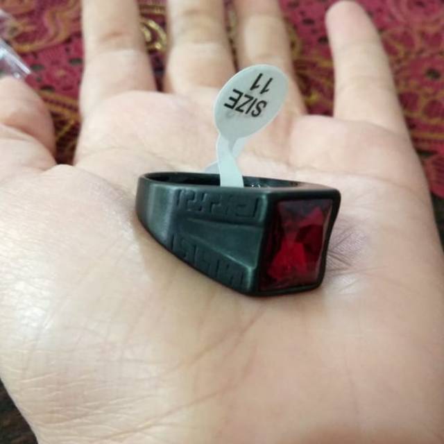 Cincin titanium pria batu merah