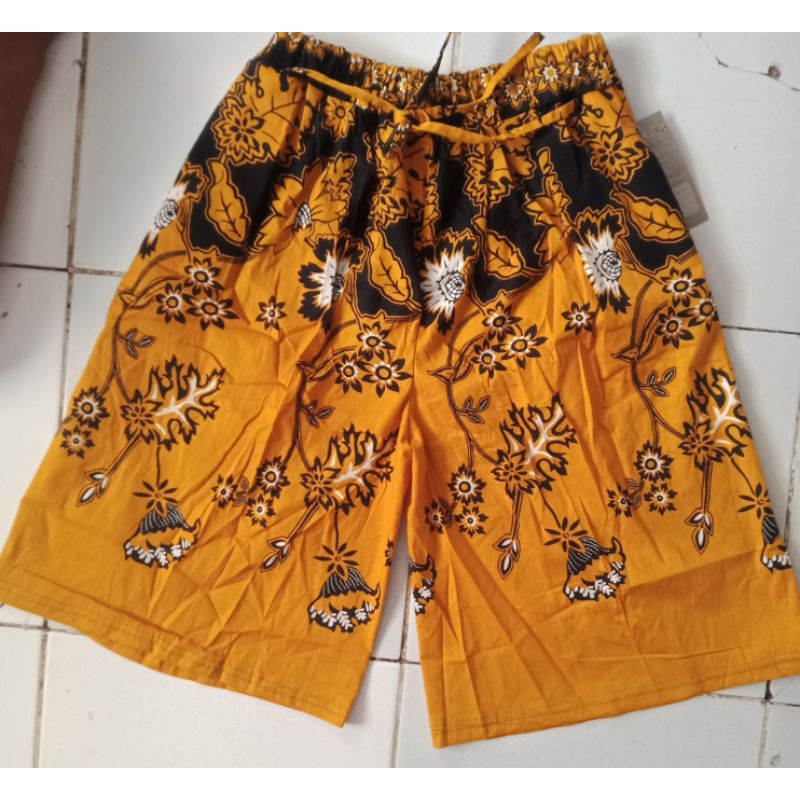 CELANA BATIK PENDEK WANITA/CELANA 3/4 BATIK WANITA/CELANA BATIK WANITA