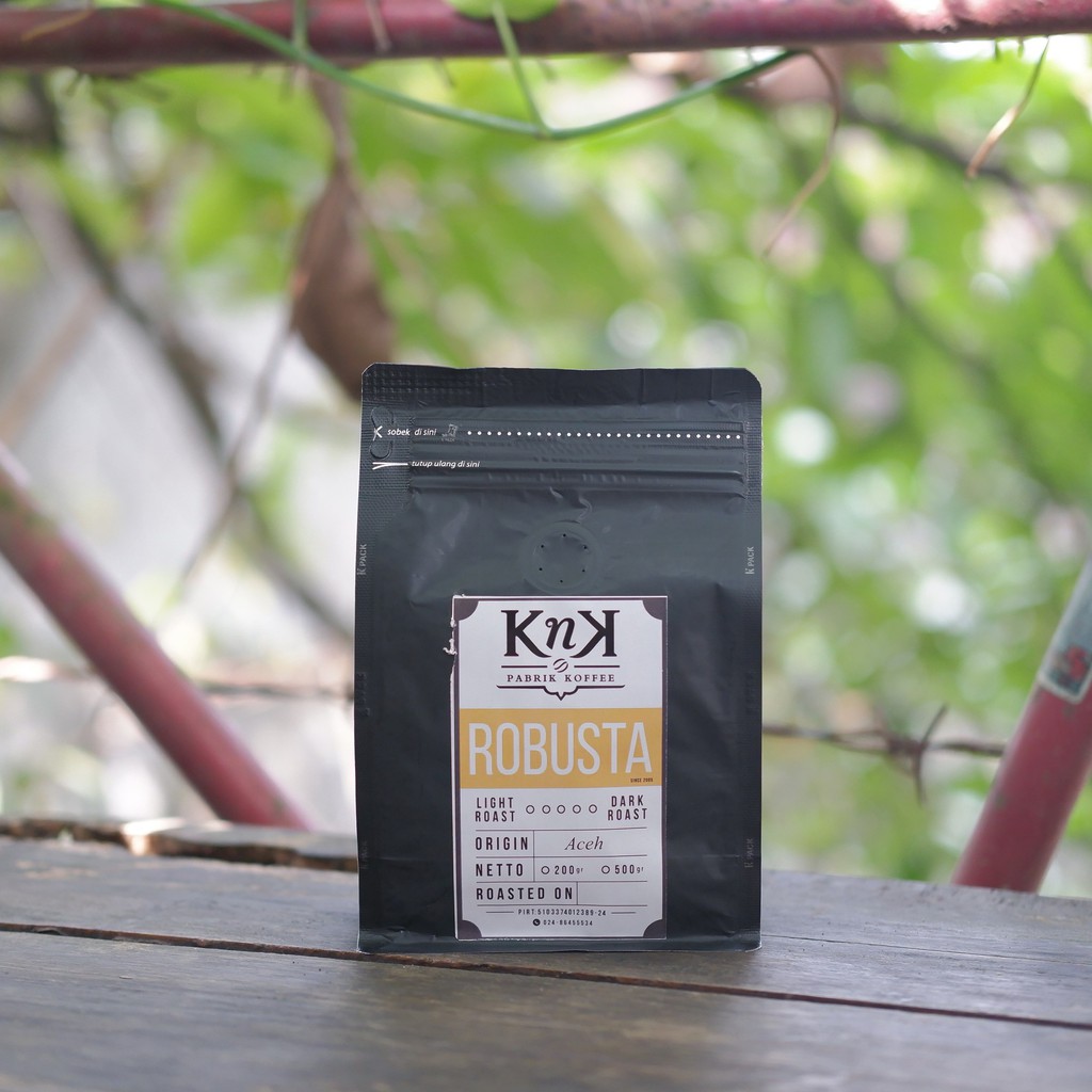 

Kopi Robusta Aceh 200 Gram KNK Koffee