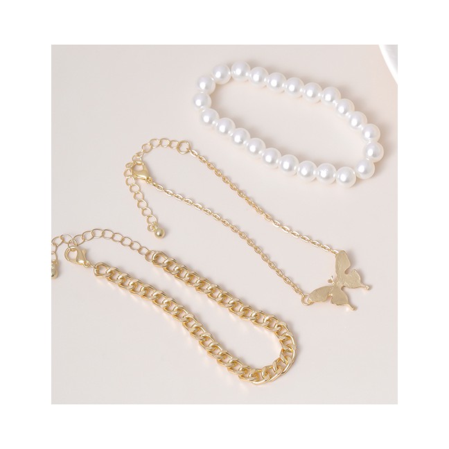 LRC Gelang Tangan Fashion Golden Imitation Pearl Alloy Butterfly Multi-layer K59863