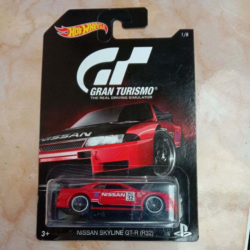 Hotwheels 1/64 Nissan skyline GT-R (R32)