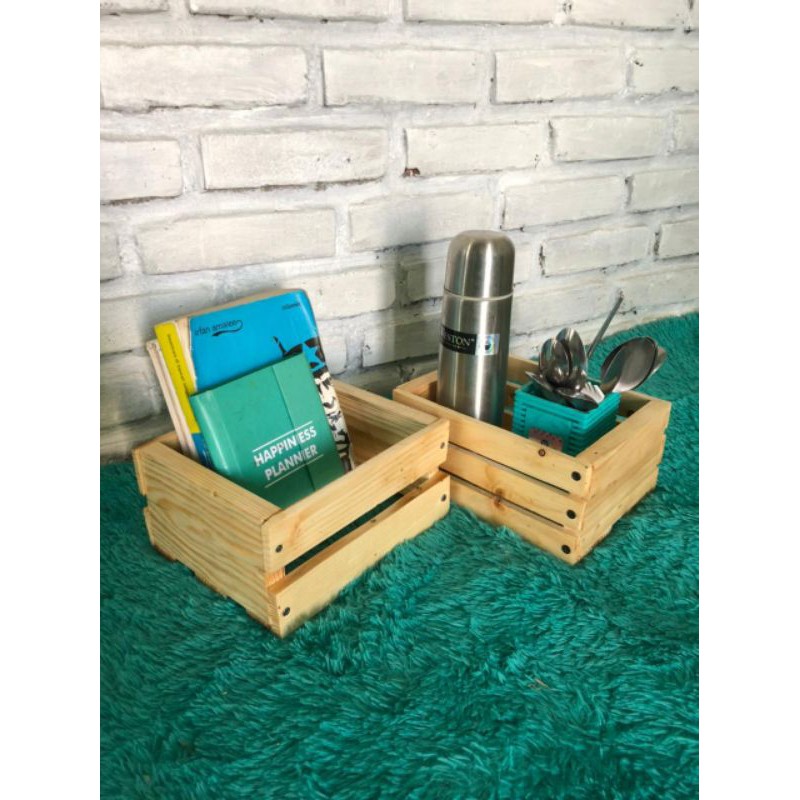 Box Kayu Jati Belanda