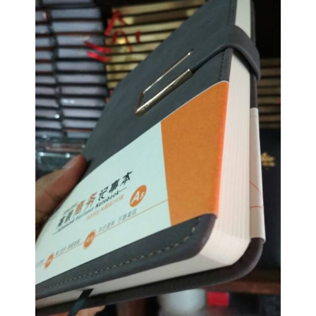 

Agenda Cream Paper A5 murah