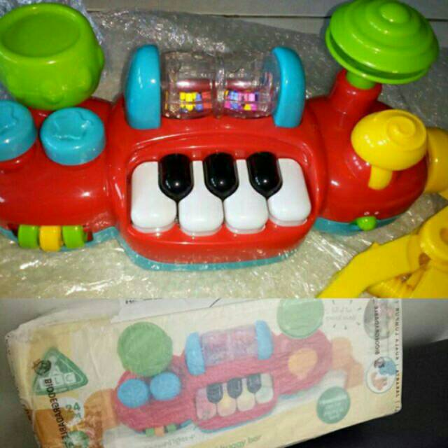 Preloved elc buggy piano