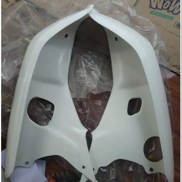 sayap astrea grand putih