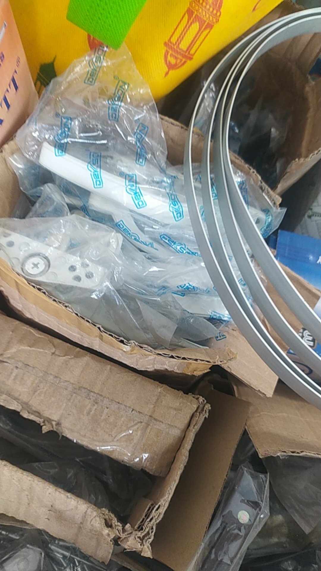 Rambuncis Handle Jendela Aluminium / Casement Handle Dekson / Dekkson Ch 425 (per Pcs)