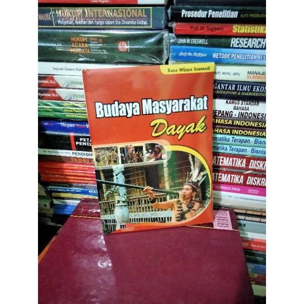 Buku BUDAYA MASYARAKAT DAYAK.