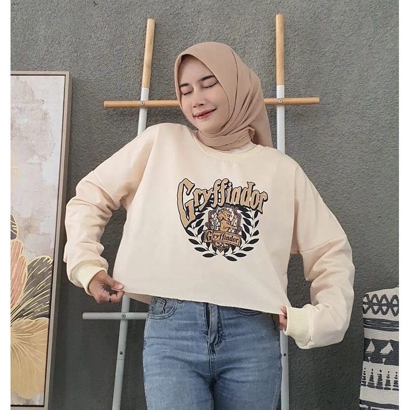 SWEATER CROPE WANITA GRYFINDOR CROOPE SWEATER TERLARIS