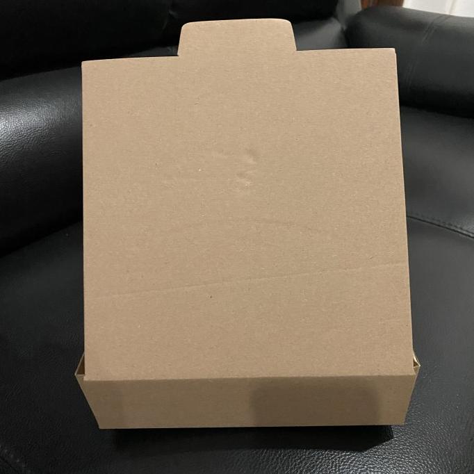 

SALE BOX 20X20X5 EF ISI 100 PCS ( PACKING AMAN )