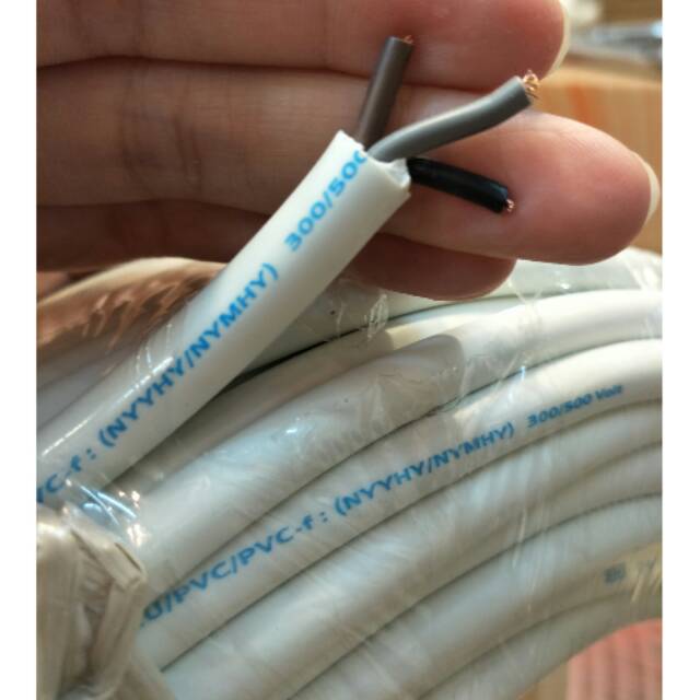 Kabel serabut ukuran 3 x 1.5 mm / kabel isi 3 / kabel listrik