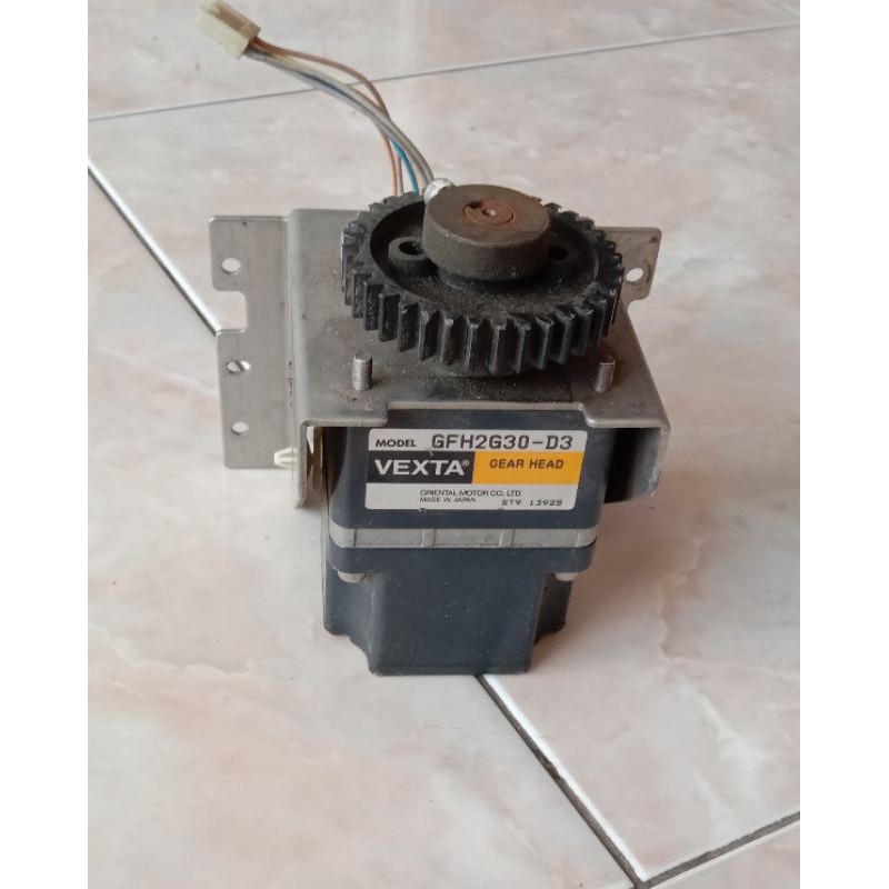 Vexta Brushless Motor Model AXHM230K-GFH-K8