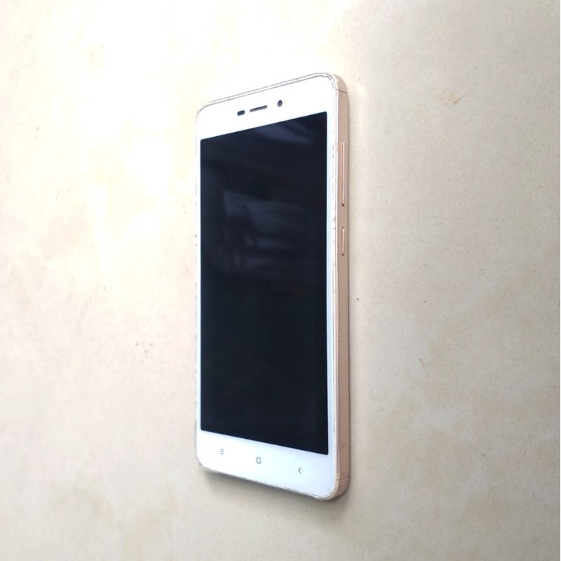 Xiaomi Redmi 4a Ram 2/32 gb Second Xiomi 4 A 32gb Lte 4G Batangan Only