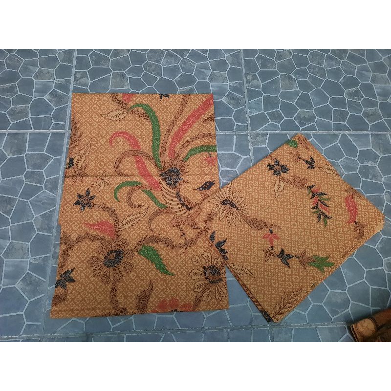 Batik sogan klasik  / jarik pernikahan / jarik seragam