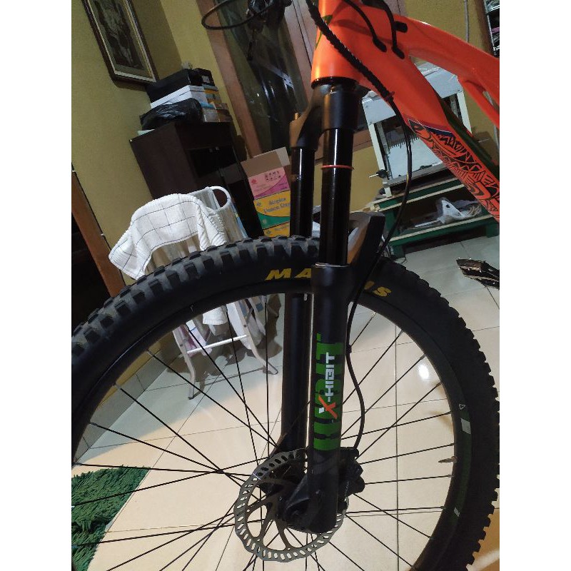 fork xhibit 34 air t120