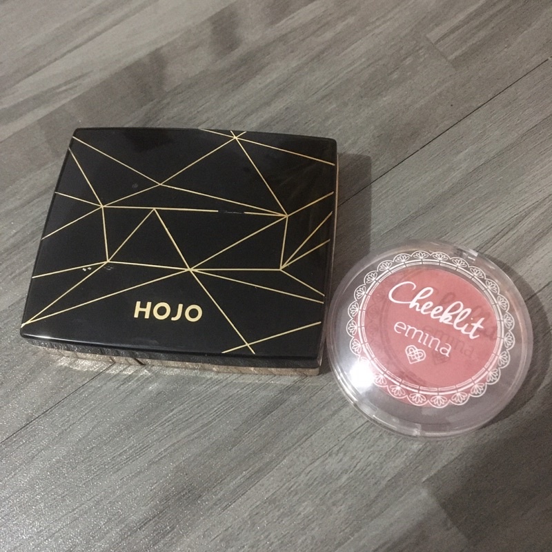 PRELOVED Hojo Highlighter & Emina Cheeklit blush Violet Berry