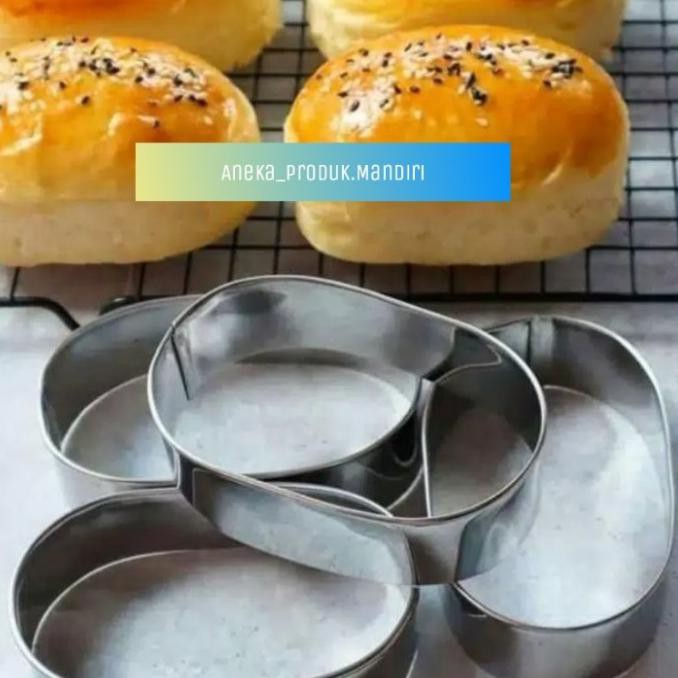 

Ring Cutter/Ring Roti Oval D.11X7Xt3Cm Terlaris