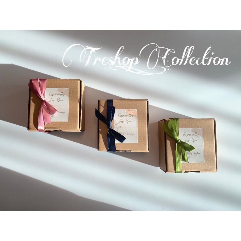 

Mini Hampers Sajadah Muka Peci|Kado pengajian|Umroh|Souvenir idul fitri|Parcel lebaran|Syukuran