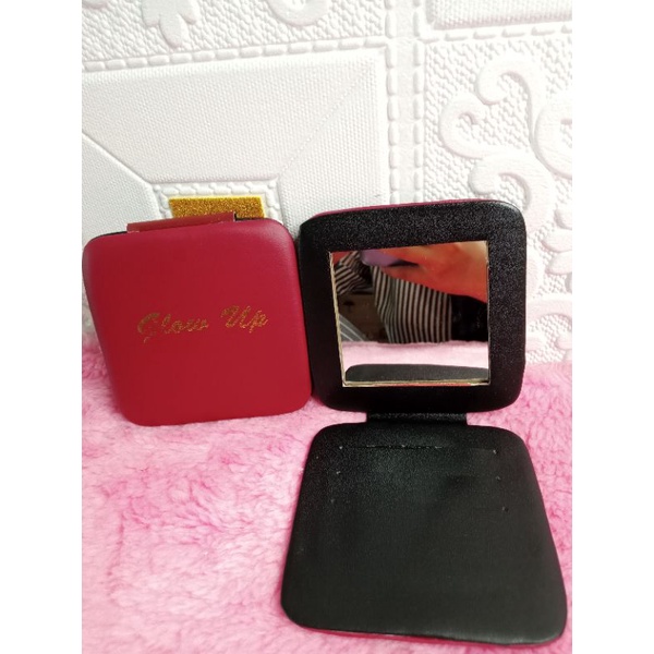 CERMIN LIPAT MS GLOW / CERMIN LIPAT GLOW UP / KACA LIPAT MS GLOW / KACA LIPAT GLOW UP-Maroon Glow Up