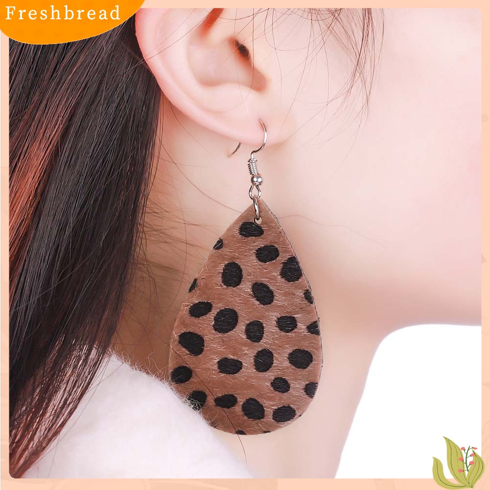 Fresh| Anting Kait Gantung Wanita Bahan Kulit Imitasi Desain Print Leopard Untuk Hadiah