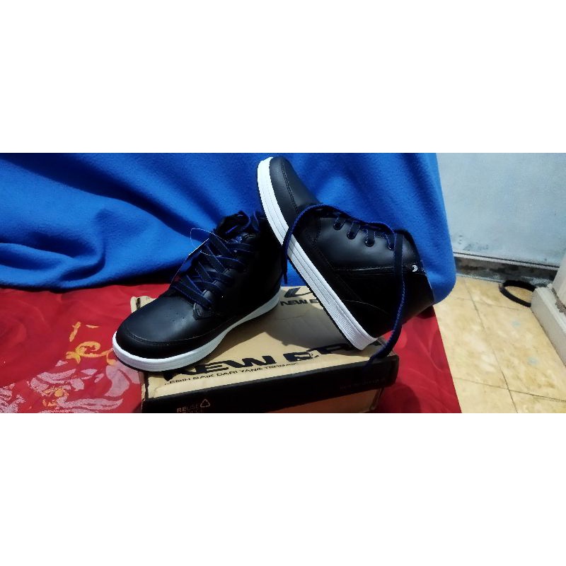 MM-305 SEPATU ANAK COWOK NEW ERA