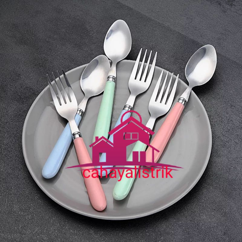 Set sendok alat makan 4 in 1/Alat makan stainless 1 set isi 4 pcs - Sendok Garpu Set