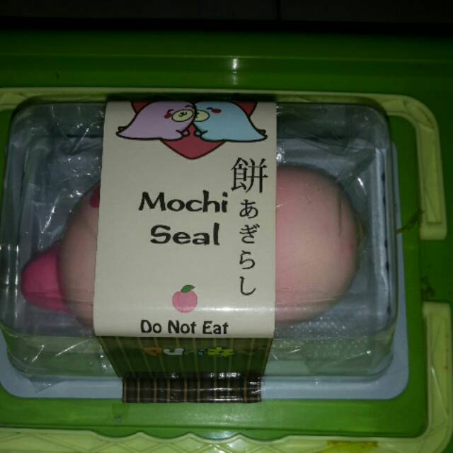 Mochi seal squishy