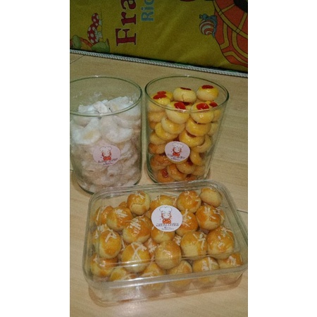 

Nastar butter Holman Paket Bundling isi 3 (250gr)