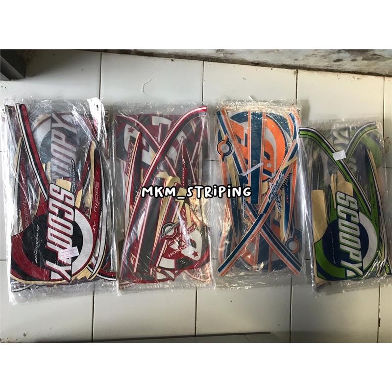 striping stiker scopy sporty 2015