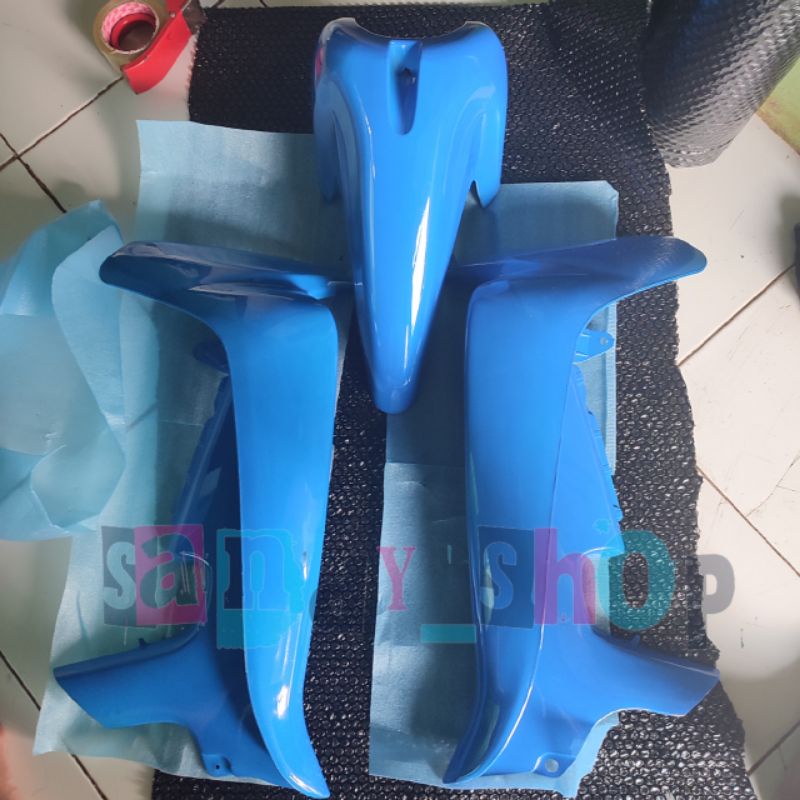 SAYAP + SPAKBOR DEPAN SMASH 110 LAMA BIRU