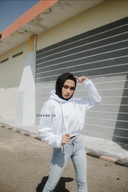 HOODIE CROP UBC ALL SIZE M FIT TO L